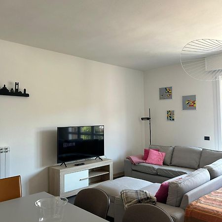 M&M Bergamo Center - Modern Flat With Free Wifi-Netflix And Welcome Italian Coffee Exterior photo